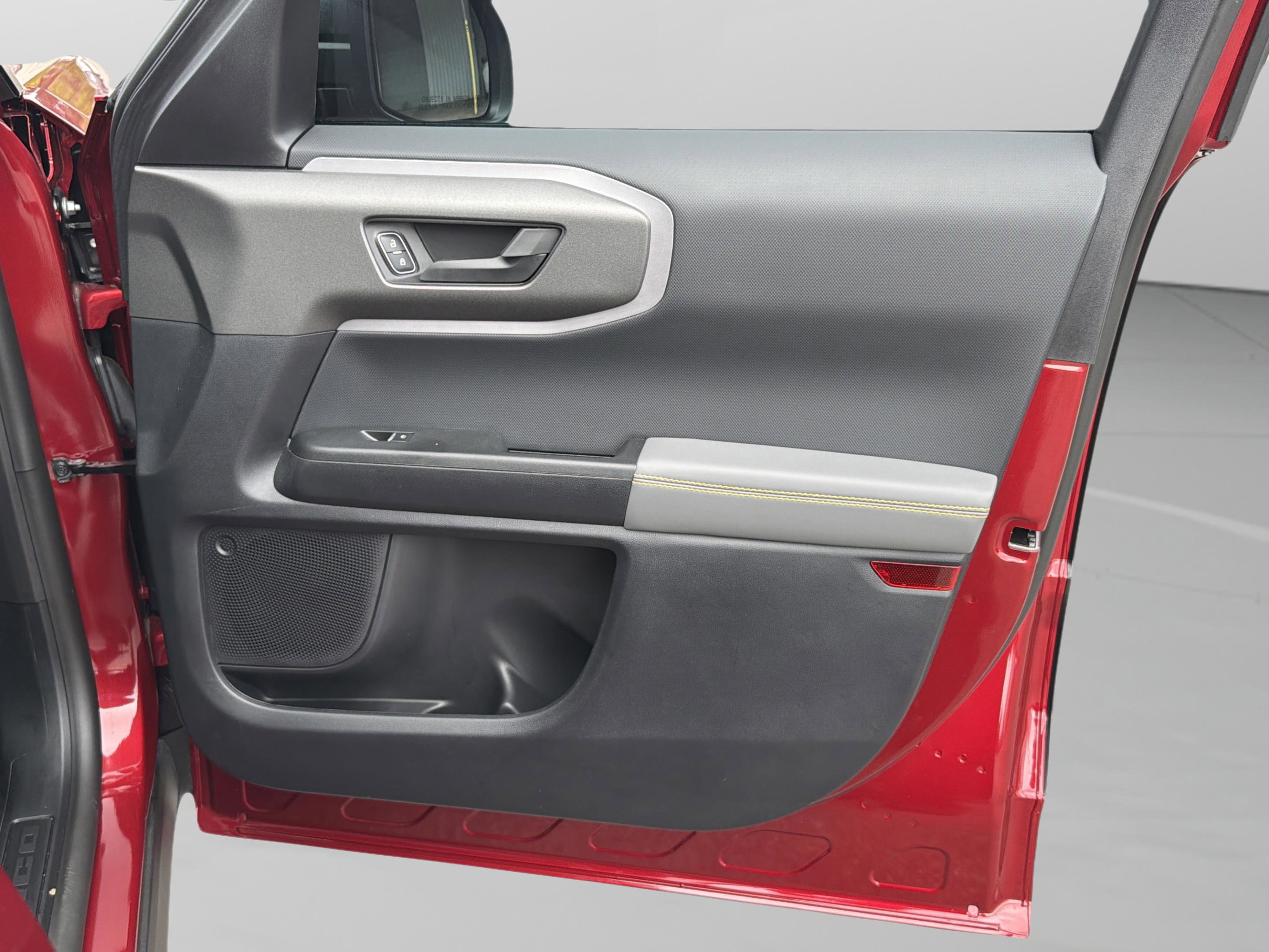 Used 2025 Ford Bronco Sport Badlands w/ Sasquatch Badlands Package image 33