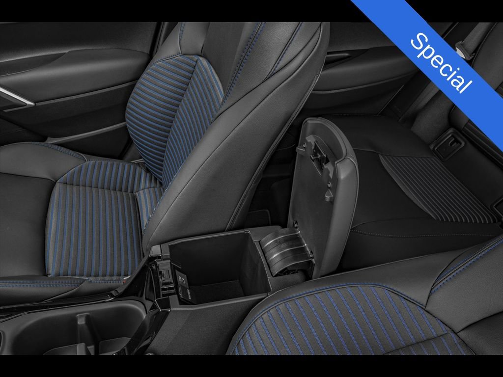 Used 2024 Toyota Corolla Cross XSE w/ Convenience Package image 49