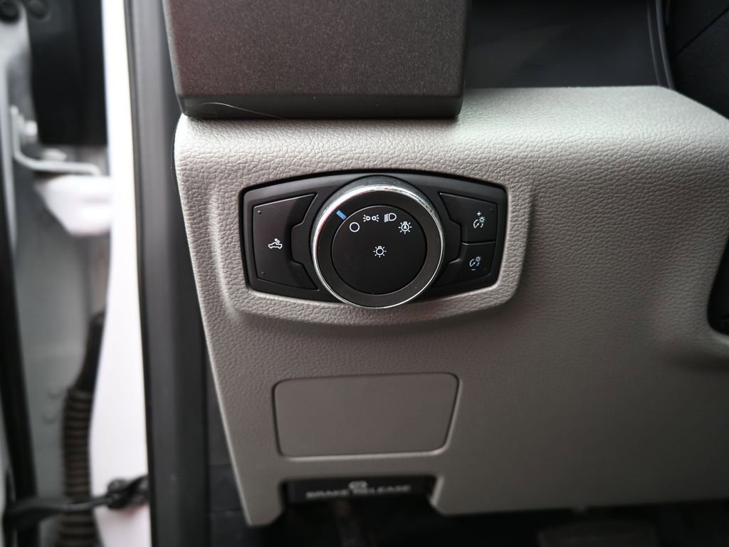 Used 2020 Ford F350 XL w/ Power Equipment Group image 13