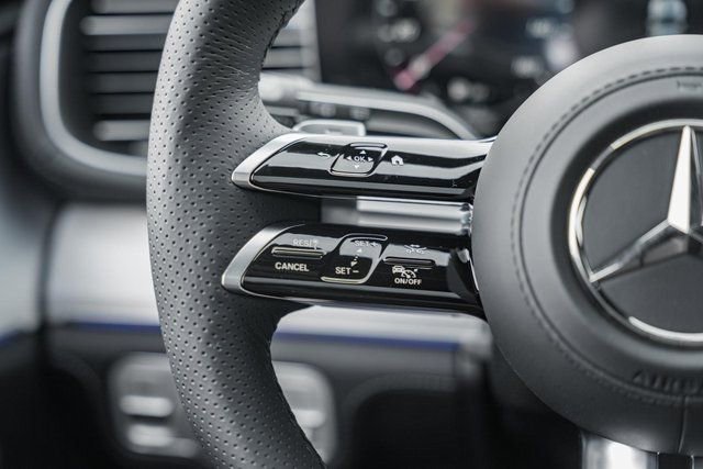 New 2026 Mercedes-Benz GLS 580 4MATIC image 28