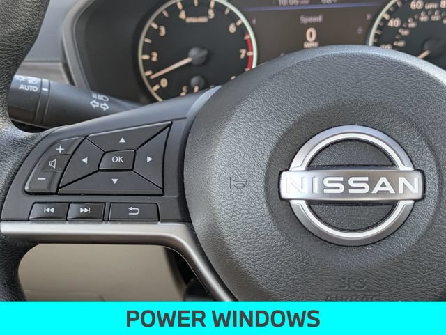 Used 2025 Nissan Altima 2.5 SV FWD image 17