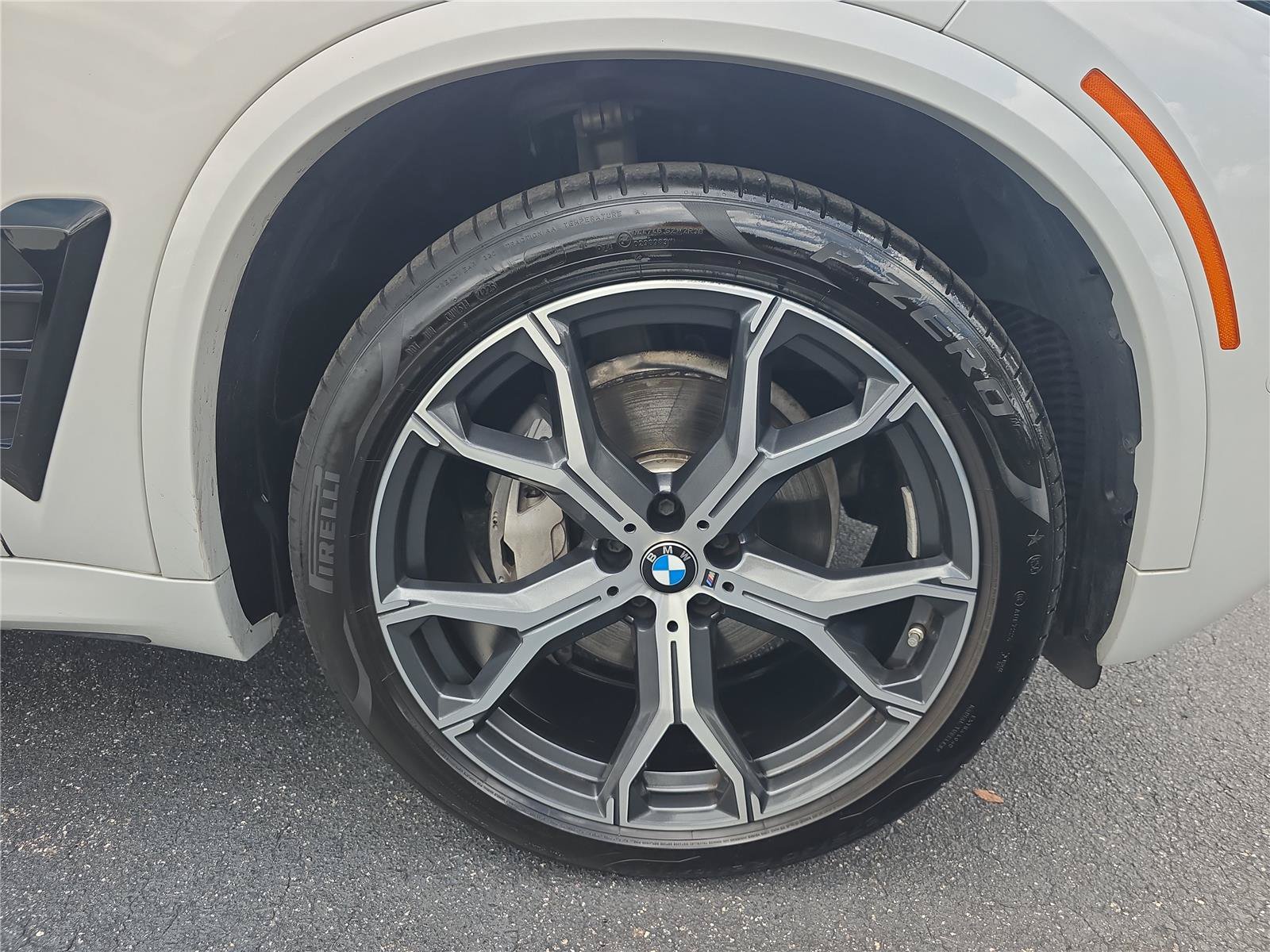 Certified 2024 BMW X5 xDrive40i w/ M Sport Package AWD/4WD image 7