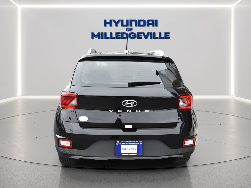 New 2026 Hyundai Venue SEL FWD image 4