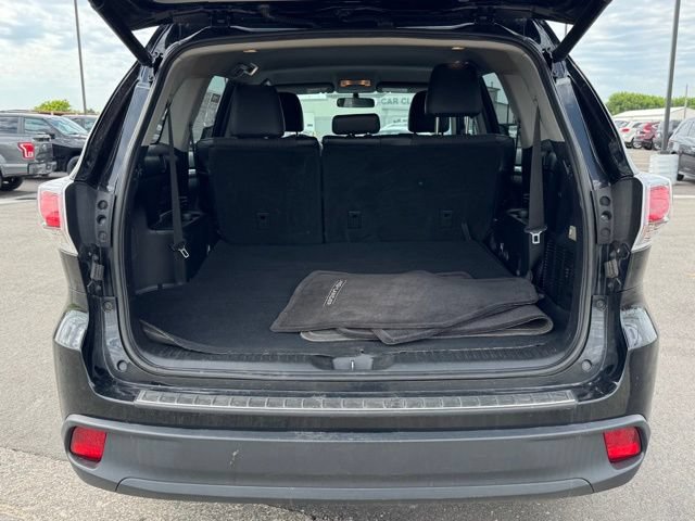 Used 2014 Toyota Highlander Plus AWD/4WD image 39