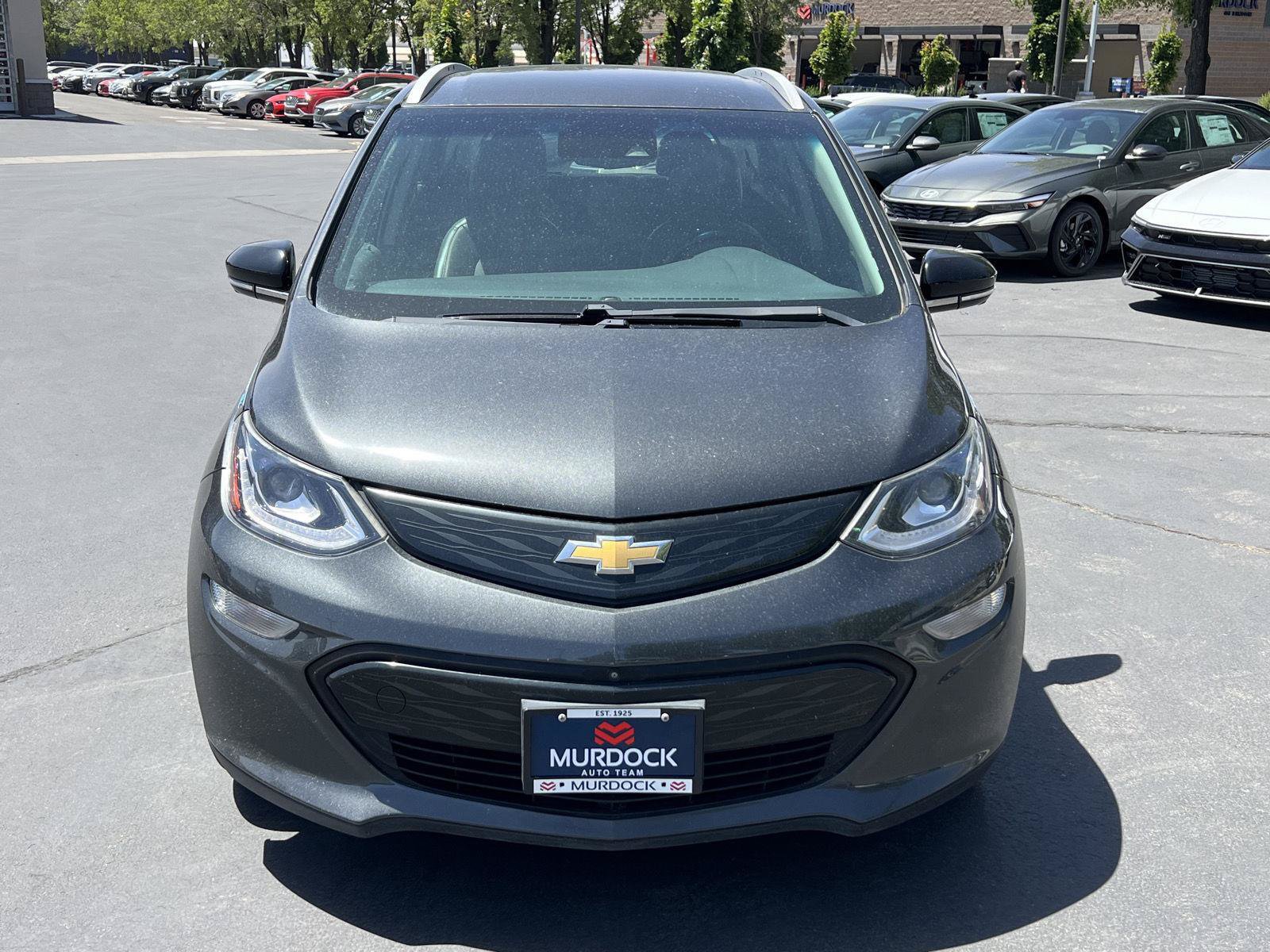 Used 2018 Chevrolet Bolt Premier w/ Driver Confidence II Package FWD image 3