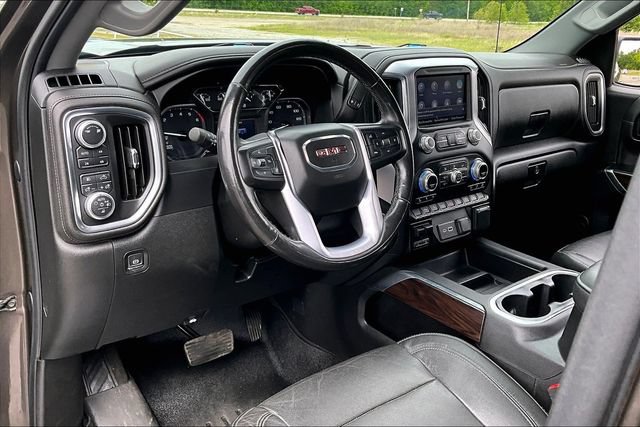 Used 2019 GMC Sierra 1500 SLT w/ SLT Premium Package AWD/4WD image 18