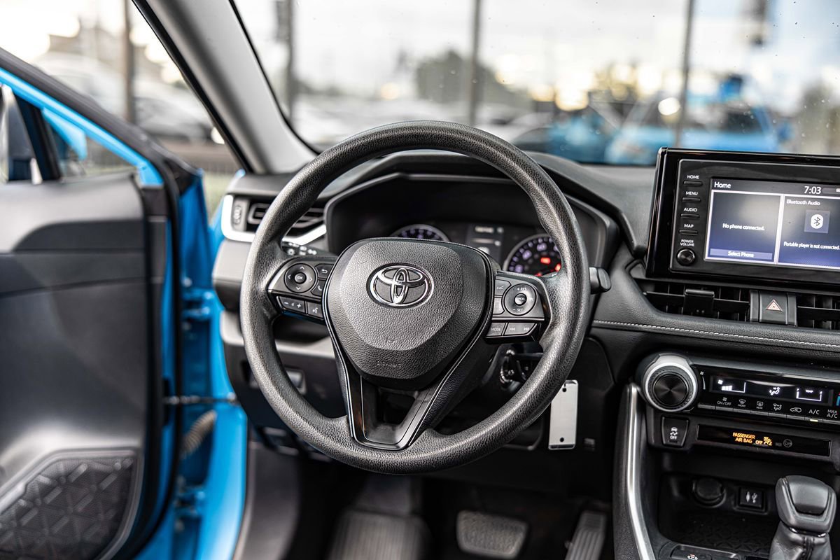Used 2019 Toyota RAV4 LE w/ All Weather Liner Package AWD/4WD image 34
