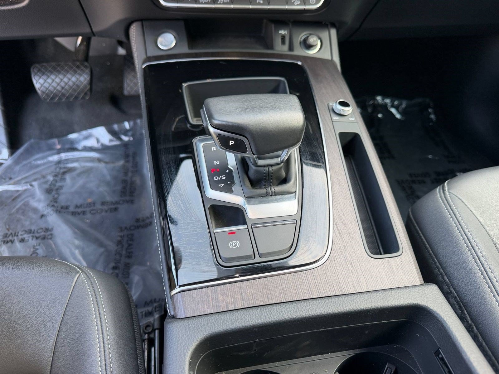 Used 2021 Audi Q5 2.0T Premium Plus w/ Premium Plus Package AWD/4WD image 17