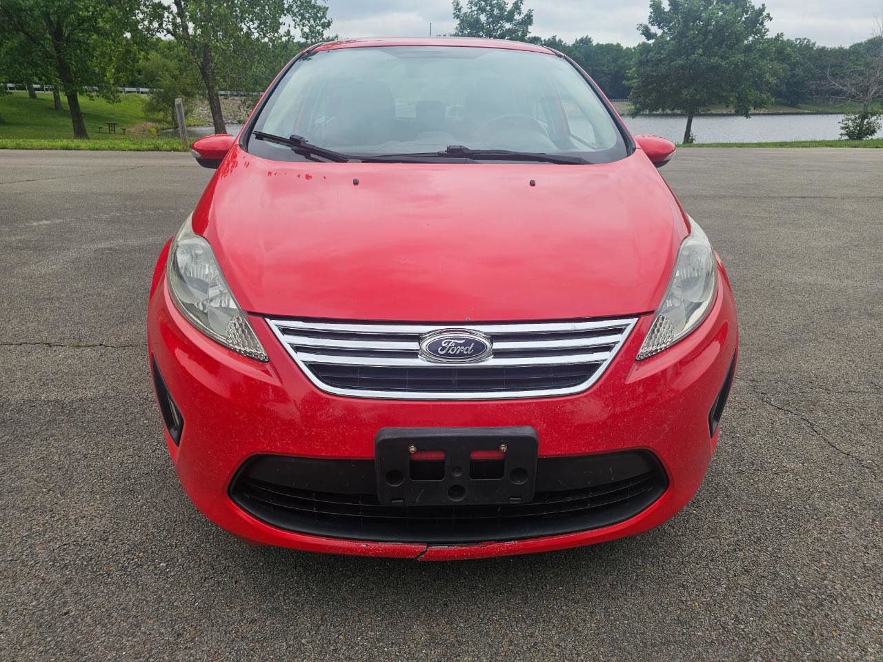 Used 2013 Ford Fiesta SE FWD image 13