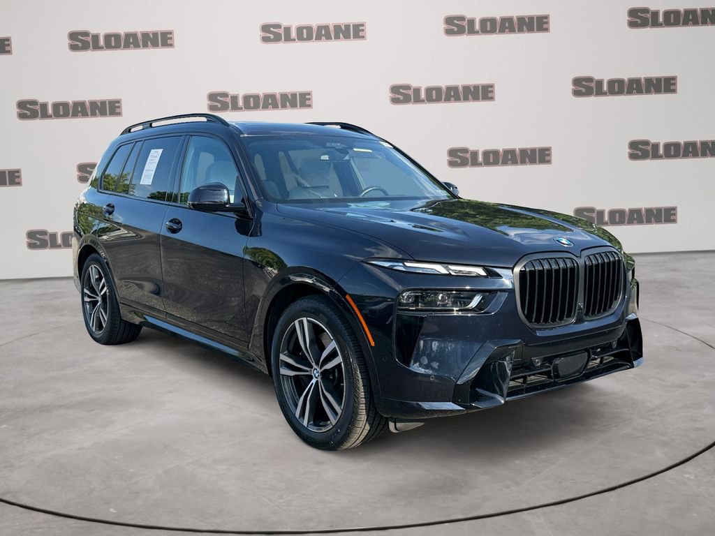 Used 2025 BMW X7 xDrive40i w/ M Sport Package AWD/4WD image 7