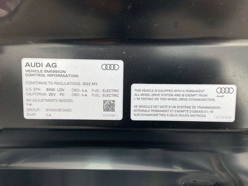 Used 2022 Audi e-tron GT Premium Plus AWD/4WD image 16