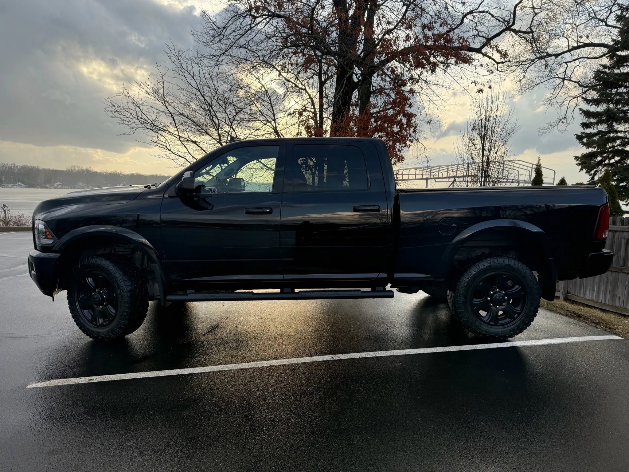 Used 2015 RAM 2500 Laramie w/ Black Appearance Group AWD/4WD image 8