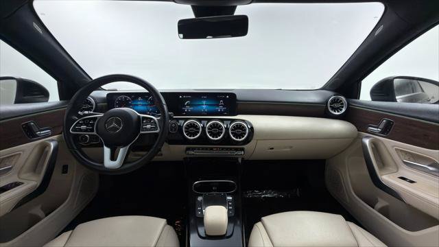 Used 2022 Mercedes-Benz A 220 image 25