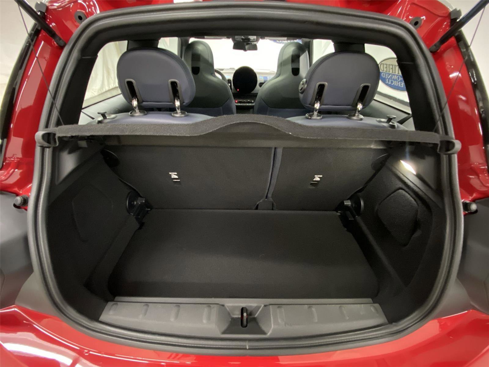 Certified 2025 MINI Cooper S image 25