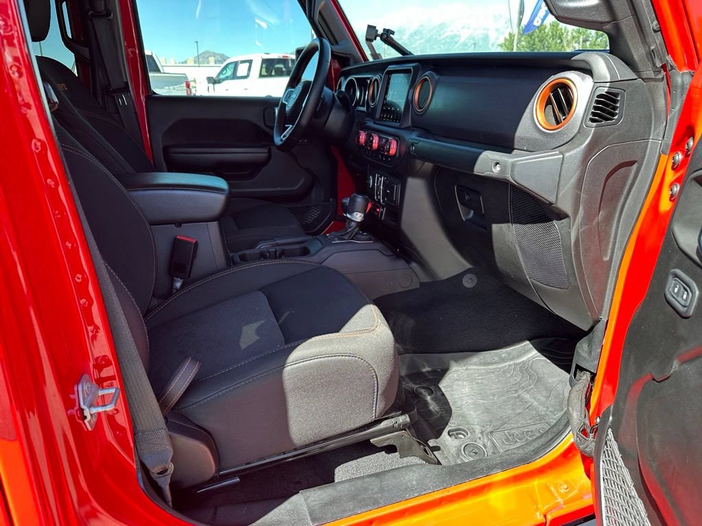 Used 2021 Jeep Gladiator Mojave AWD/4WD image 16