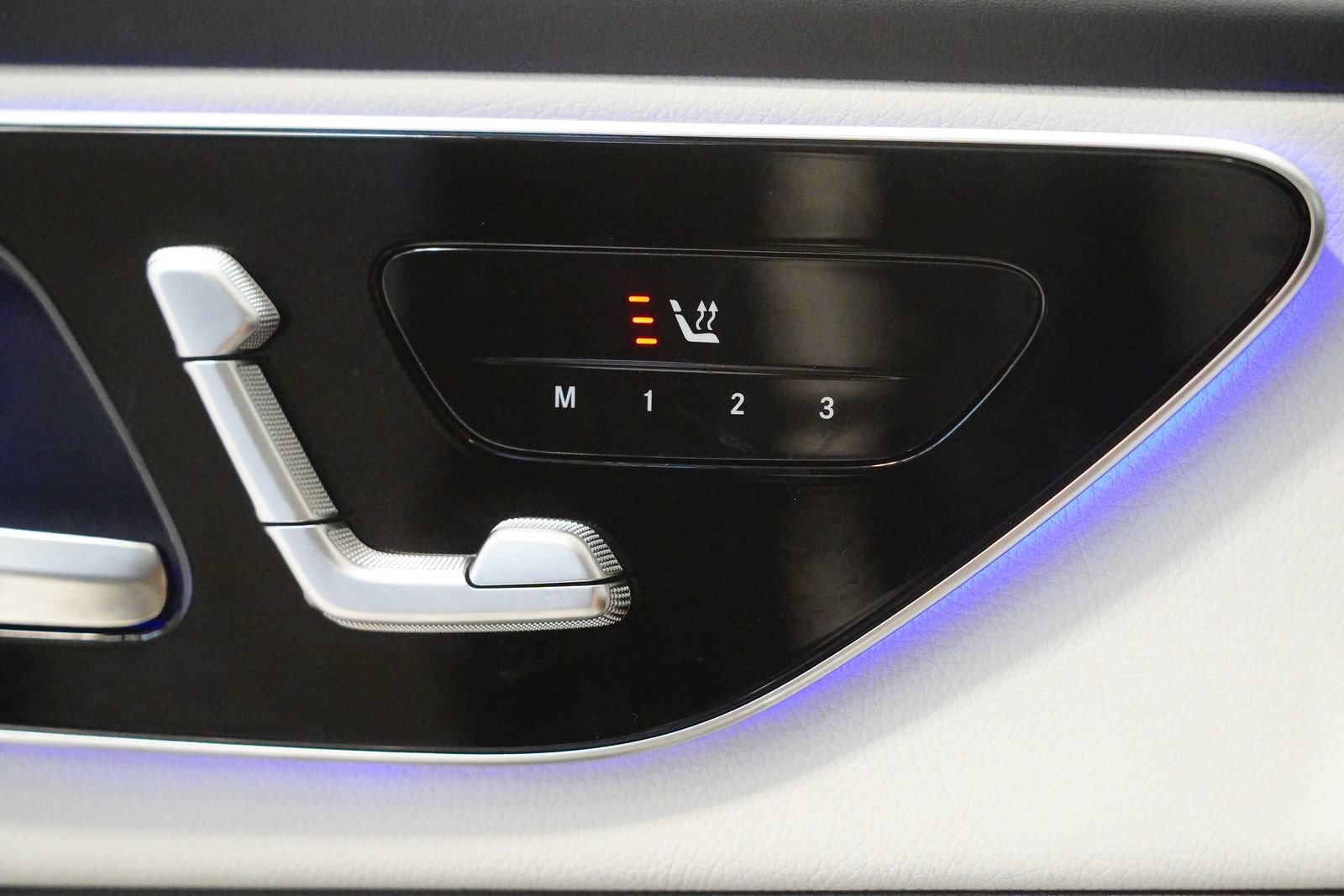 Certified 2026 Mercedes-Benz GLC 350e 4MATIC image 26