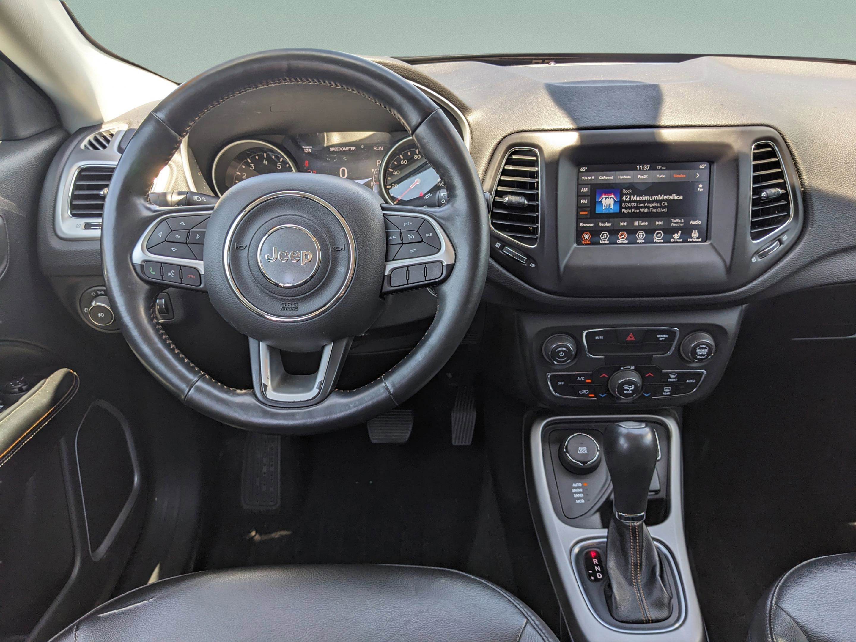 Used 2018 Jeep Compass Latitude w/ Popular Equipment Group image 14