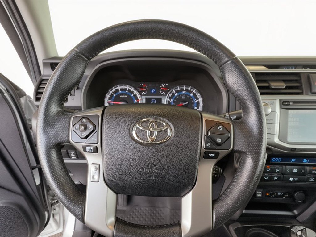Used 2018 Toyota 4Runner Limited AWD/4WD image 10