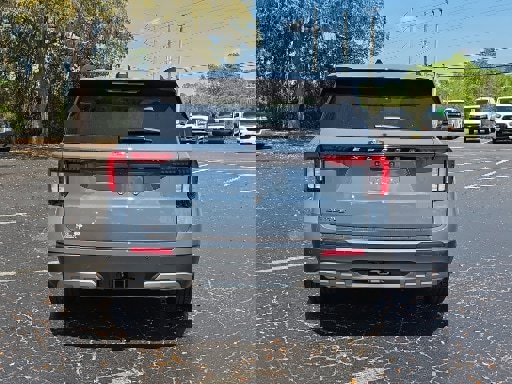 Used 2025 Ford Explorer Active w/ Active Comfort Package image 13