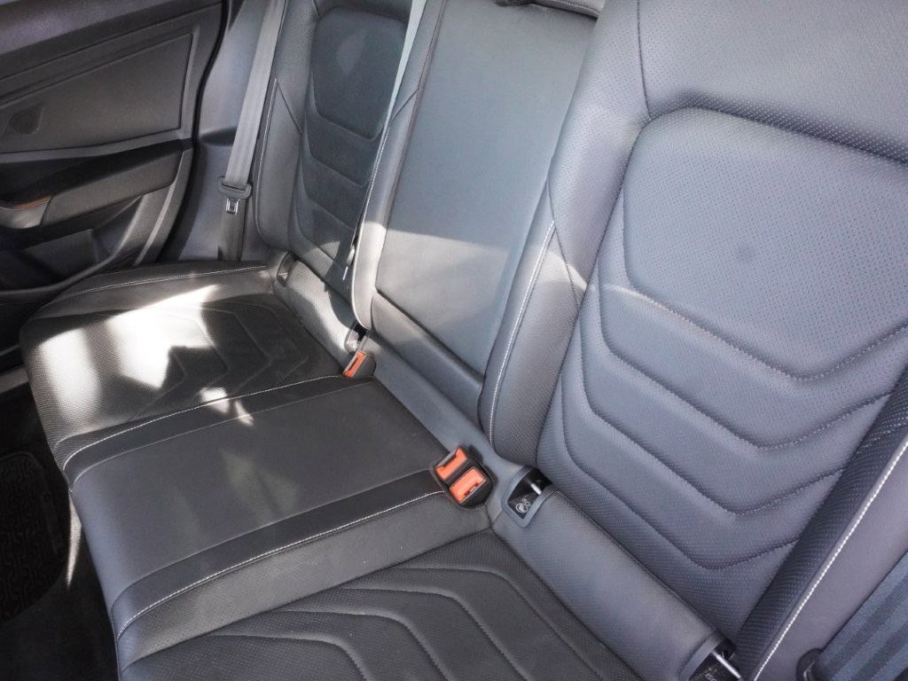 Used 2024 Volkswagen Jetta SEL image 11