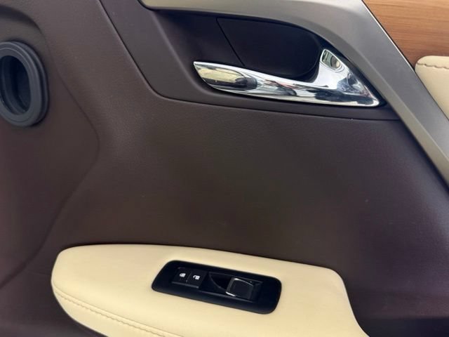 Used 2017 Lexus RX 350 FWD w/ Premium Package image 31