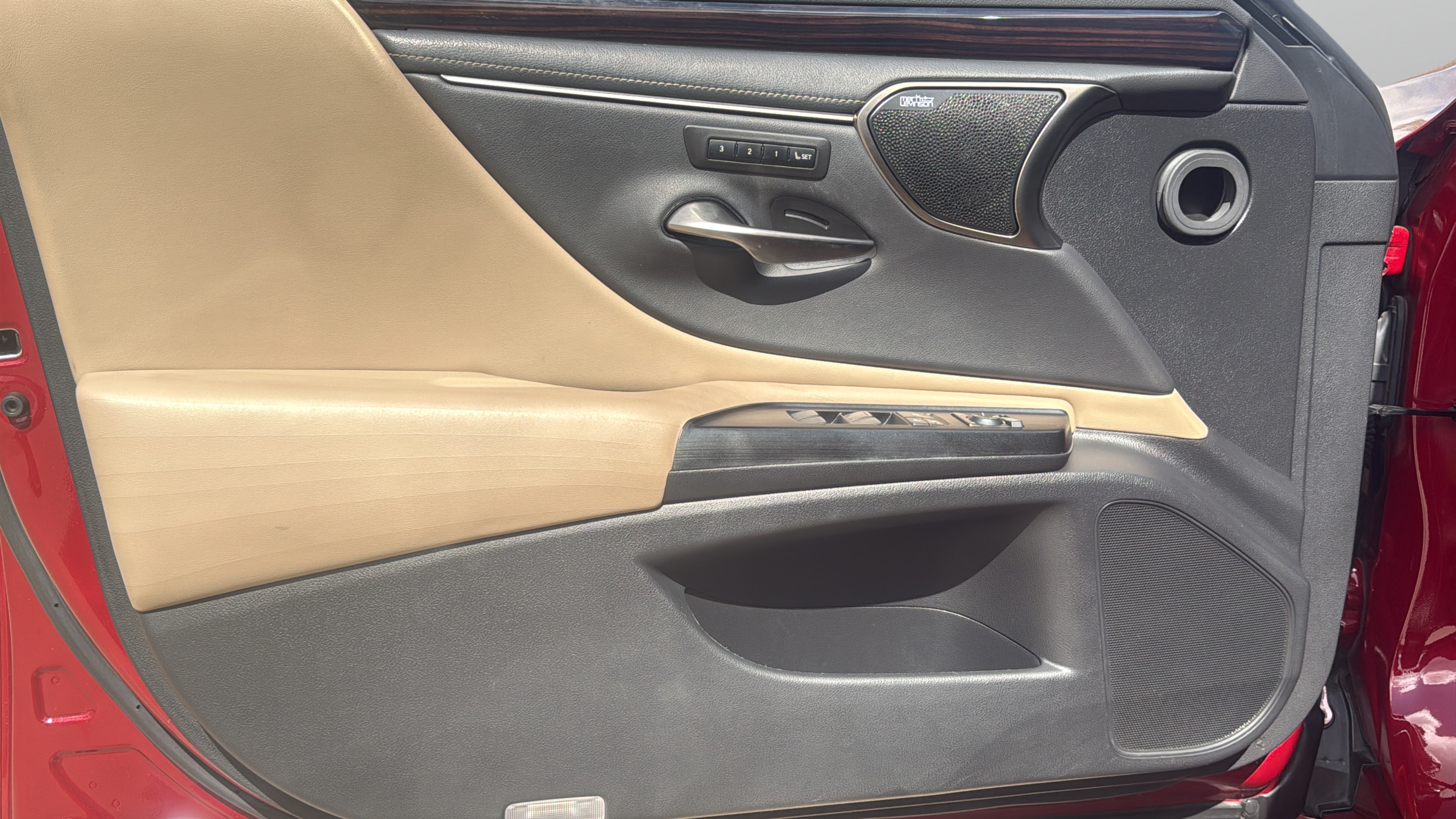 Certified 2020 Lexus ES 350 Ultra Luxury w/ Accessory Package 2 FWD image 12