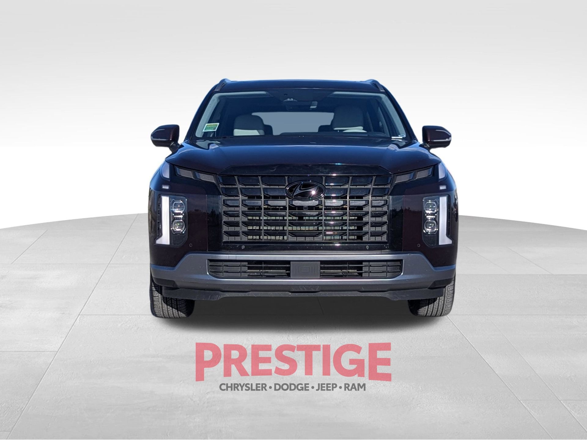 Used 2023 Hyundai Palisade Limited image 3