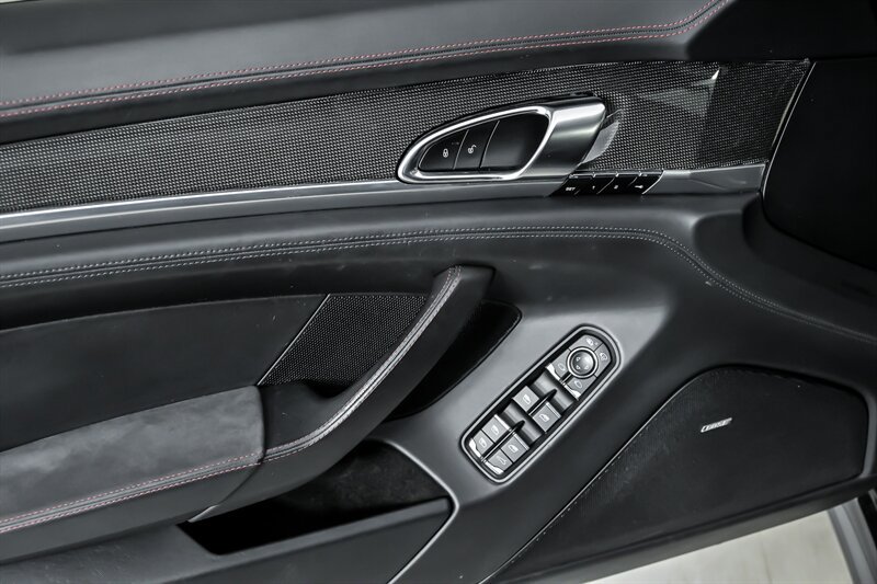 Used 2015 Porsche Panamera GTS AWD/4WD image 13