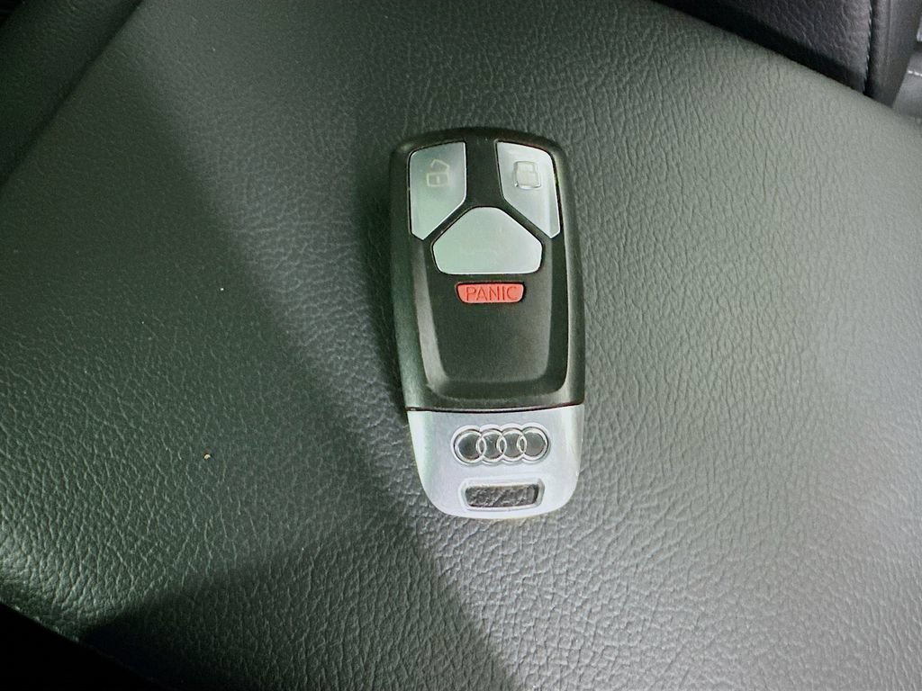 Used 2018 Audi Q5 2.0T Premium AWD/4WD image 41