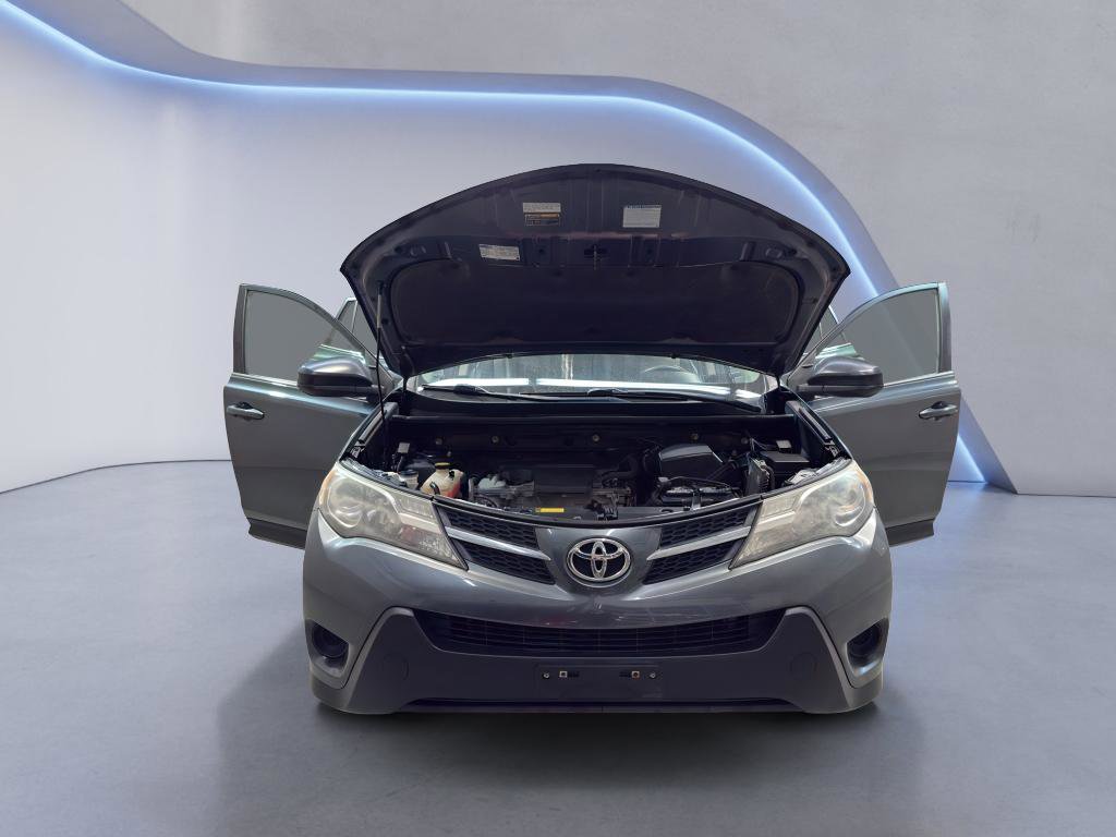 Used 2013 Toyota RAV4 LE image 8