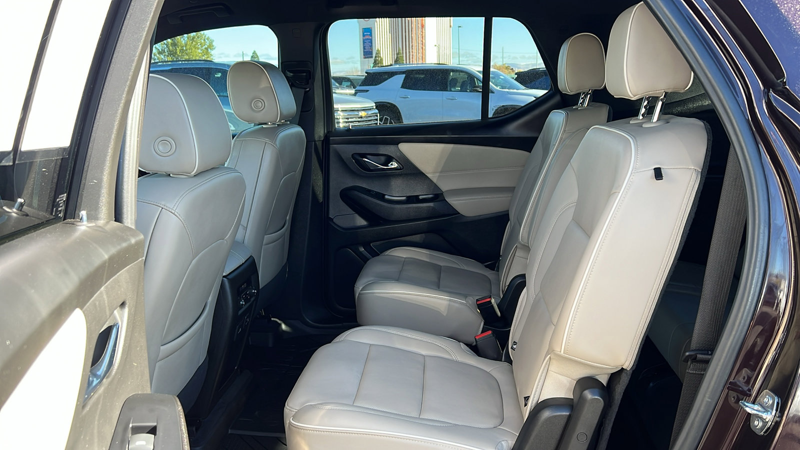 Certified 2023 Chevrolet Traverse Premier w/ LPO, Floor Liner Package image 13
