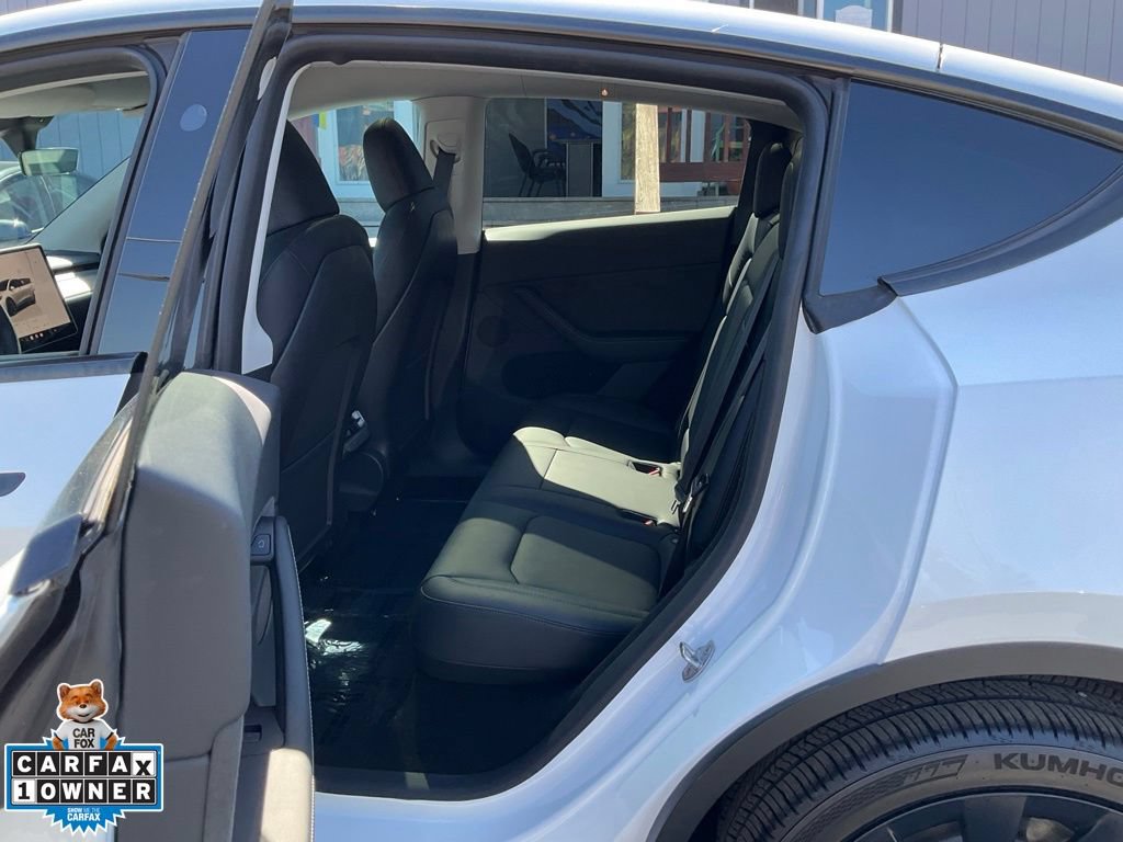 Used 2023 Tesla Model Y Long Range AWD/4WD image 27