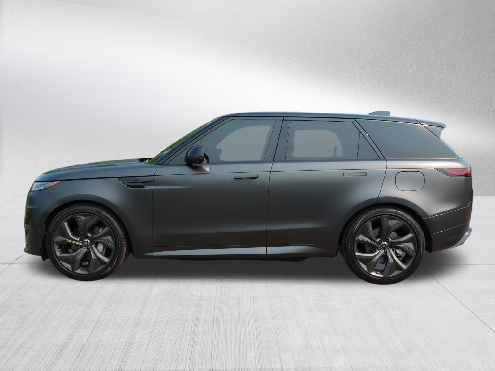 Certified 2025 Land Rover Range Rover Sport Dynamic SE AWD/4WD image 2