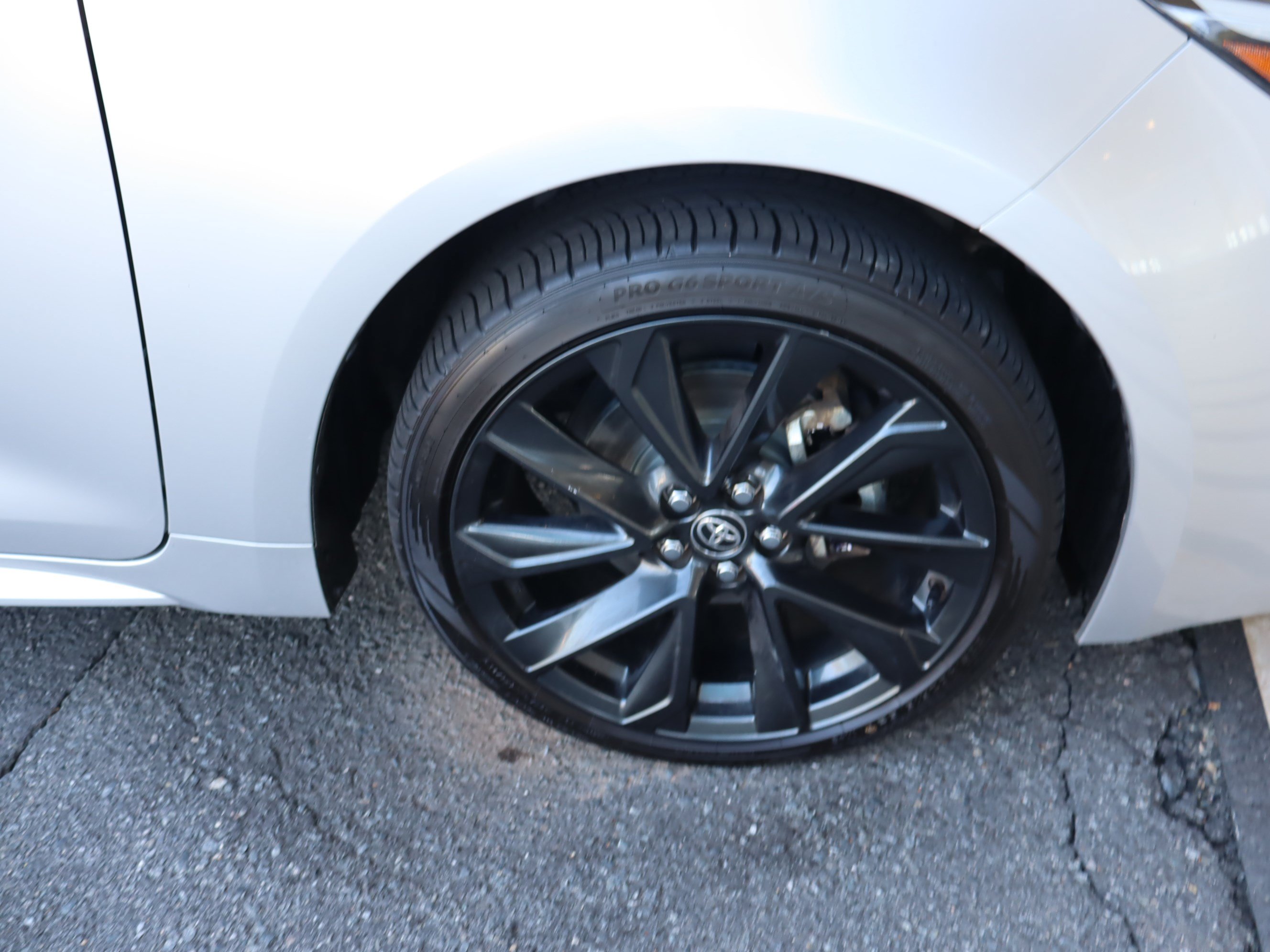 Used 2024 Toyota Corolla XSE FWD image 38