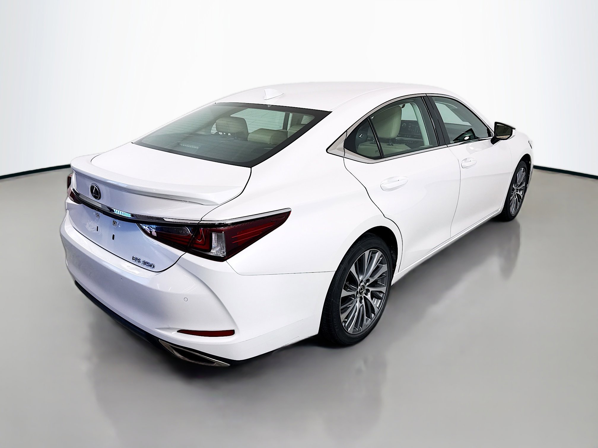 Used 2021 Lexus ES 350 w/ Premium Package FWD image 7