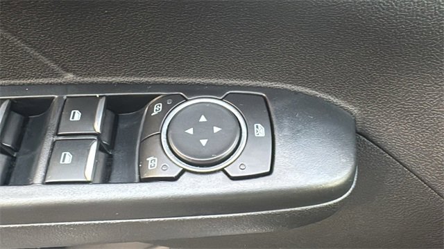 Used 2022 Ford Escape SE image 12