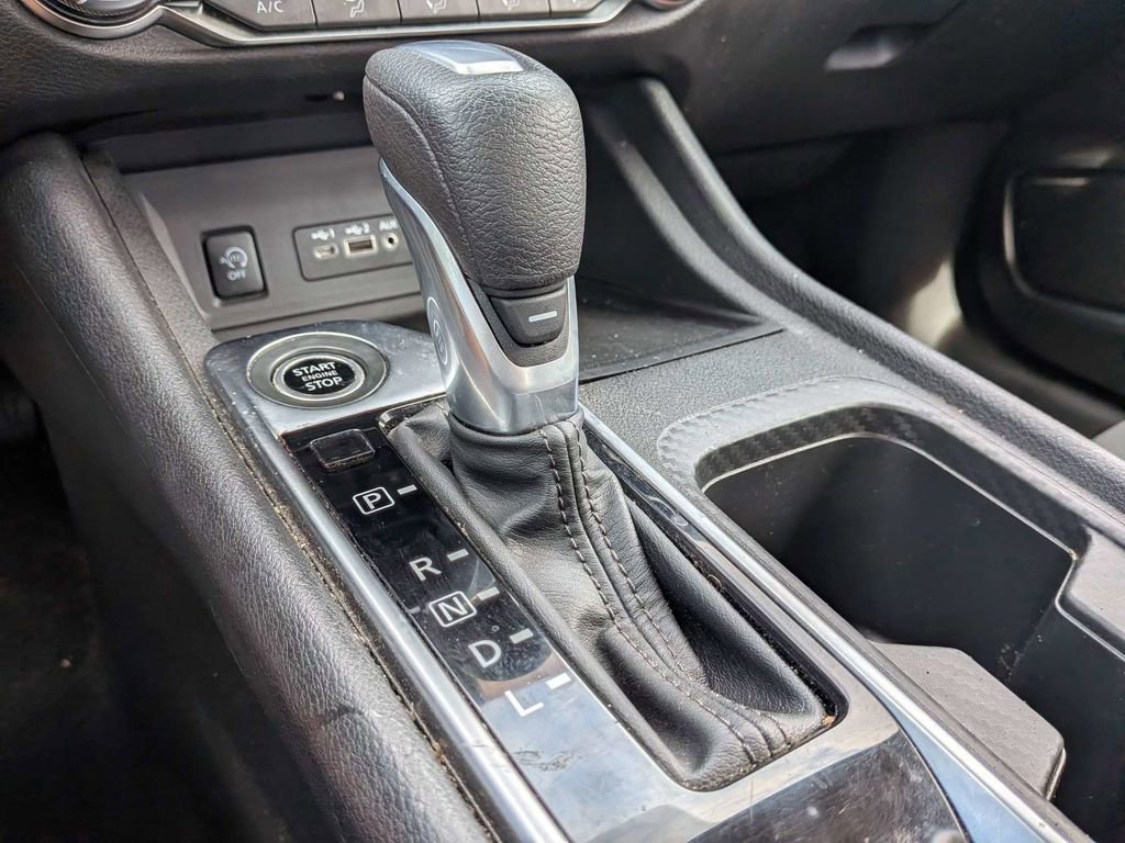 Used 2025 Nissan Sentra SV image 20