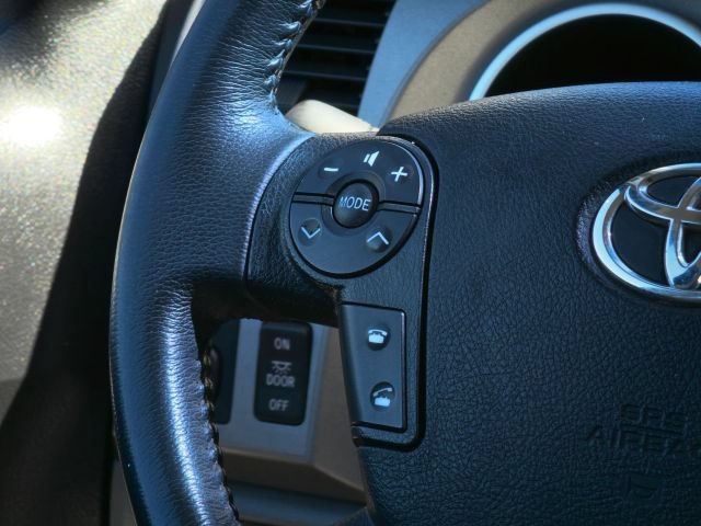Used 2010 Toyota Sequoia SR5 AWD/4WD image 19