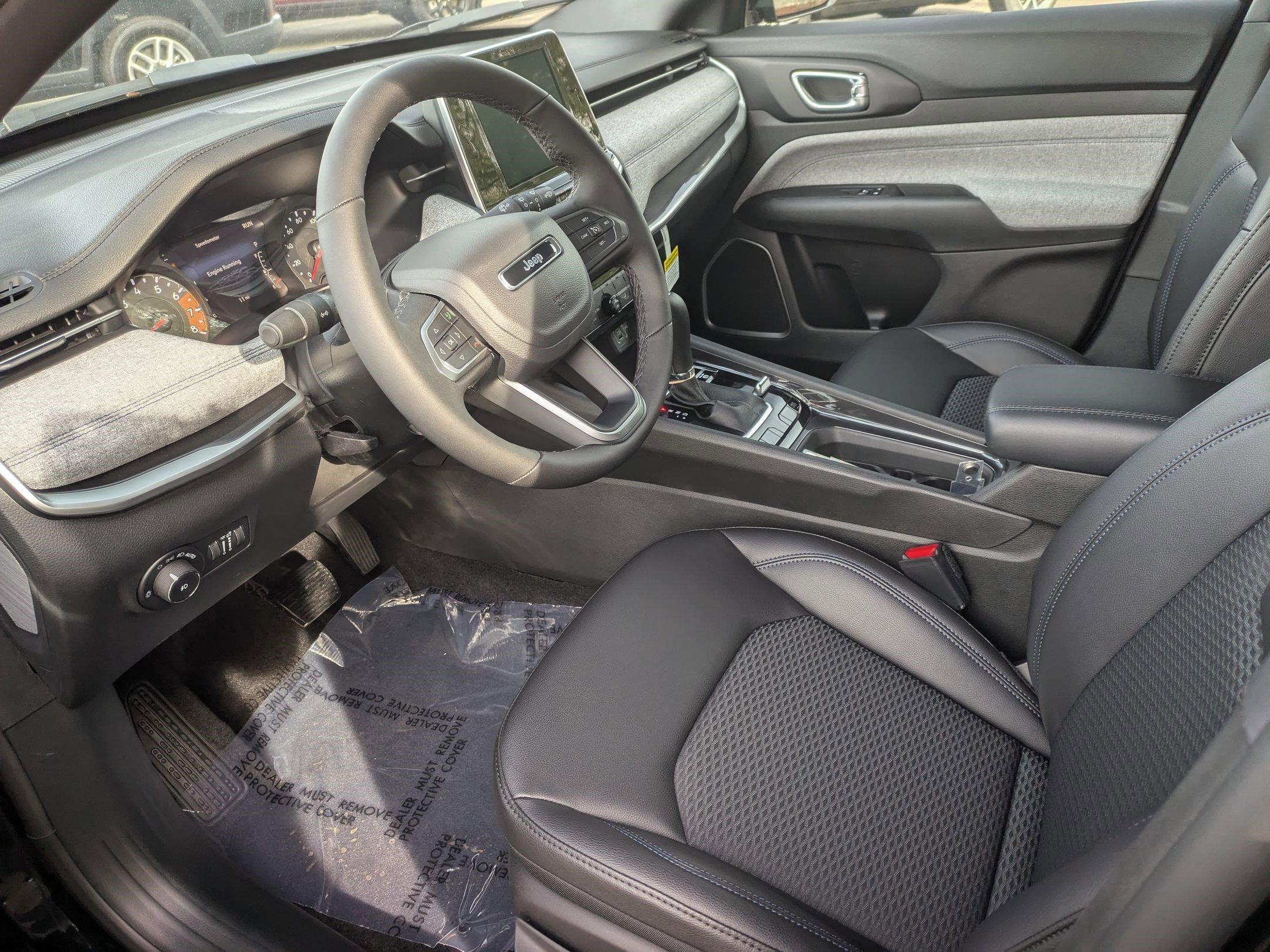 New 2026 Jeep Compass Latitude image 9