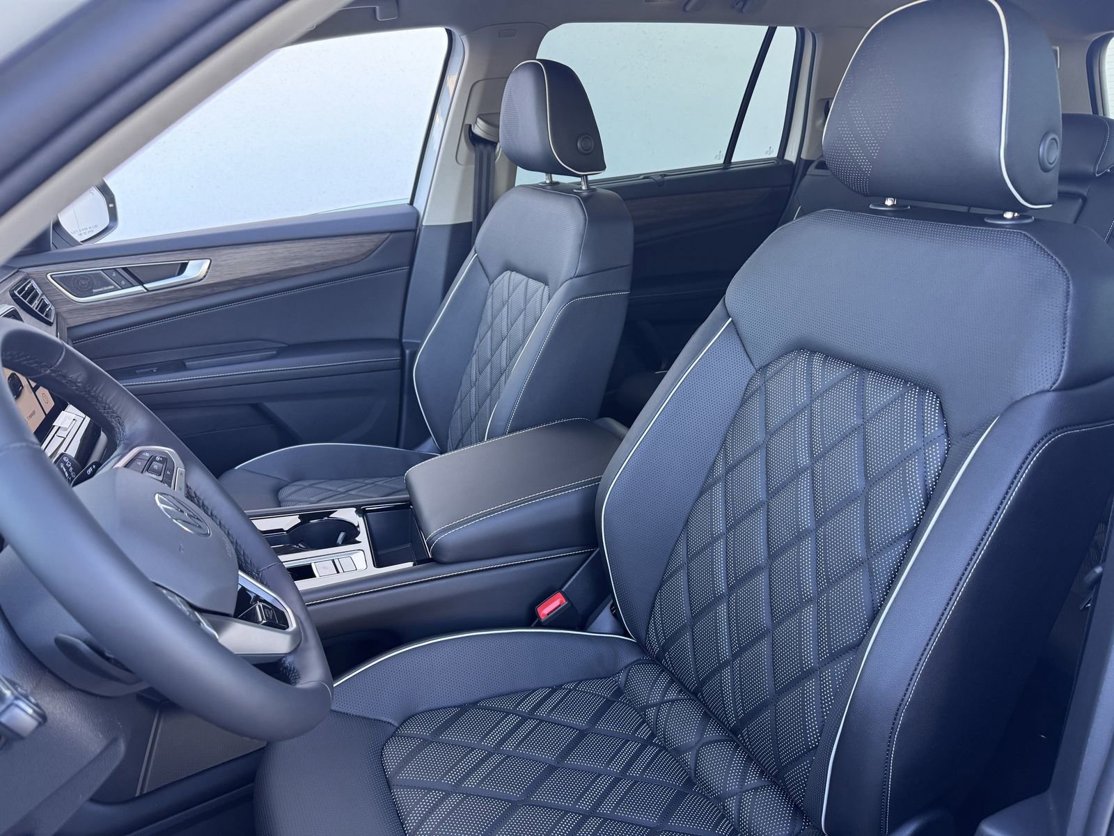 New 2026 Volkswagen Atlas SEL Premium R-Line image 25