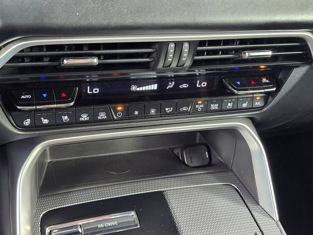 Certified 2025 MAZDA CX-90 3.3 Turbo S w/ Premium Package image 18
