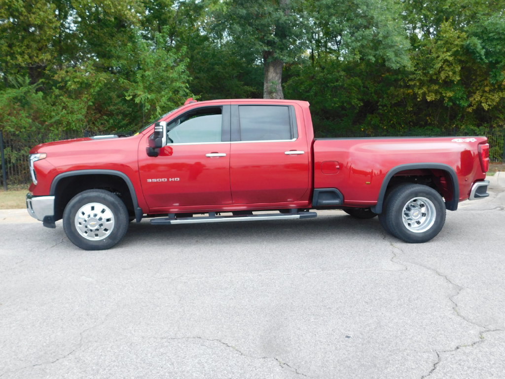 Certified 2024 Chevrolet Silverado 3500 LTZ w/ LTZ Convenience Package AWD/4WD image 2