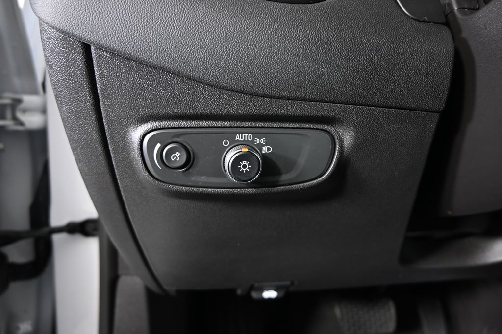 Used 2024 Chevrolet Equinox RS AWD/4WD image 23