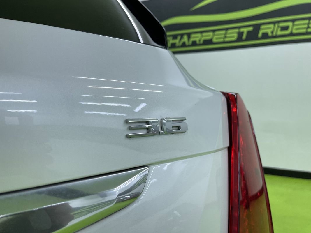 Used 2017 Cadillac XT5 Luxury w/ Driver Awareness Package image 14