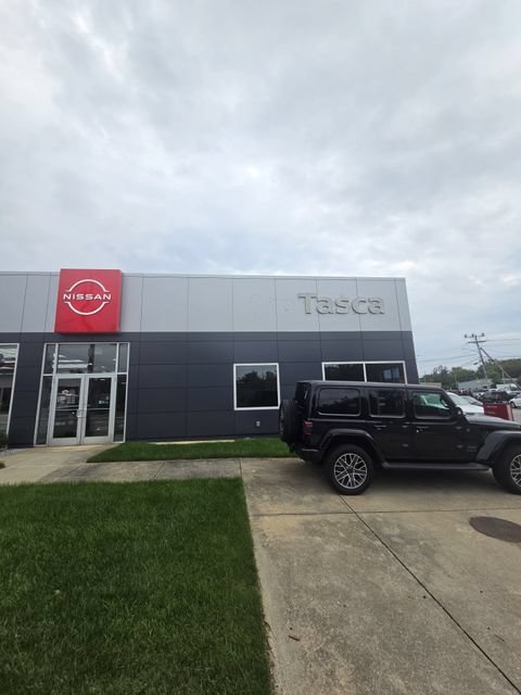 Used 2022 Nissan Frontier SV w/ Technology Package AWD/4WD image 26