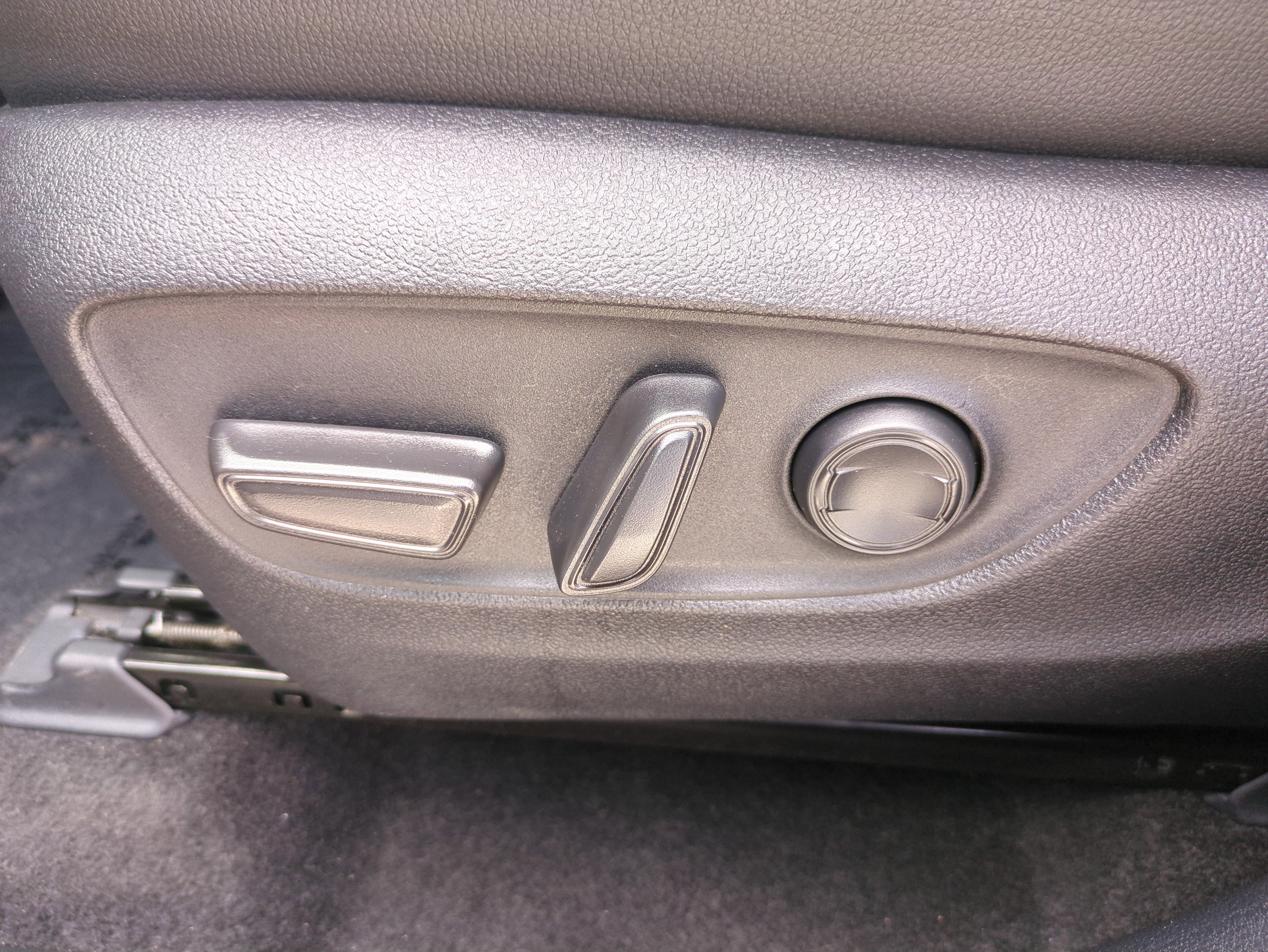 Used 2024 Toyota Grand Highlander XLE image 26