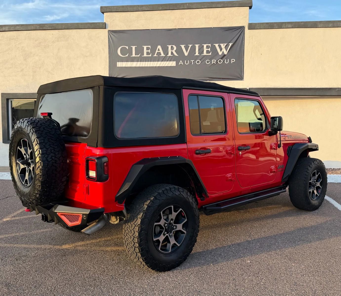 Used 2018 Jeep Wrangler Unlimited Rubicon AWD/4WD image 17