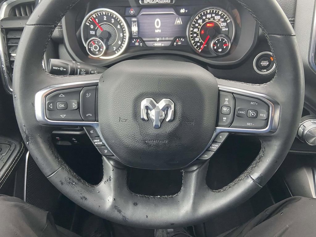 Used 2025 RAM 1500 Laramie AWD/4WD image 17