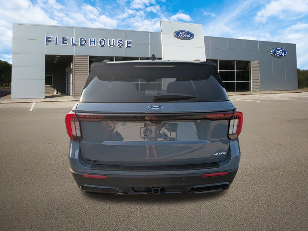 New 2026 Ford Explorer ST-Line w/ ST-Line Street Pack AWD/4WD image 4