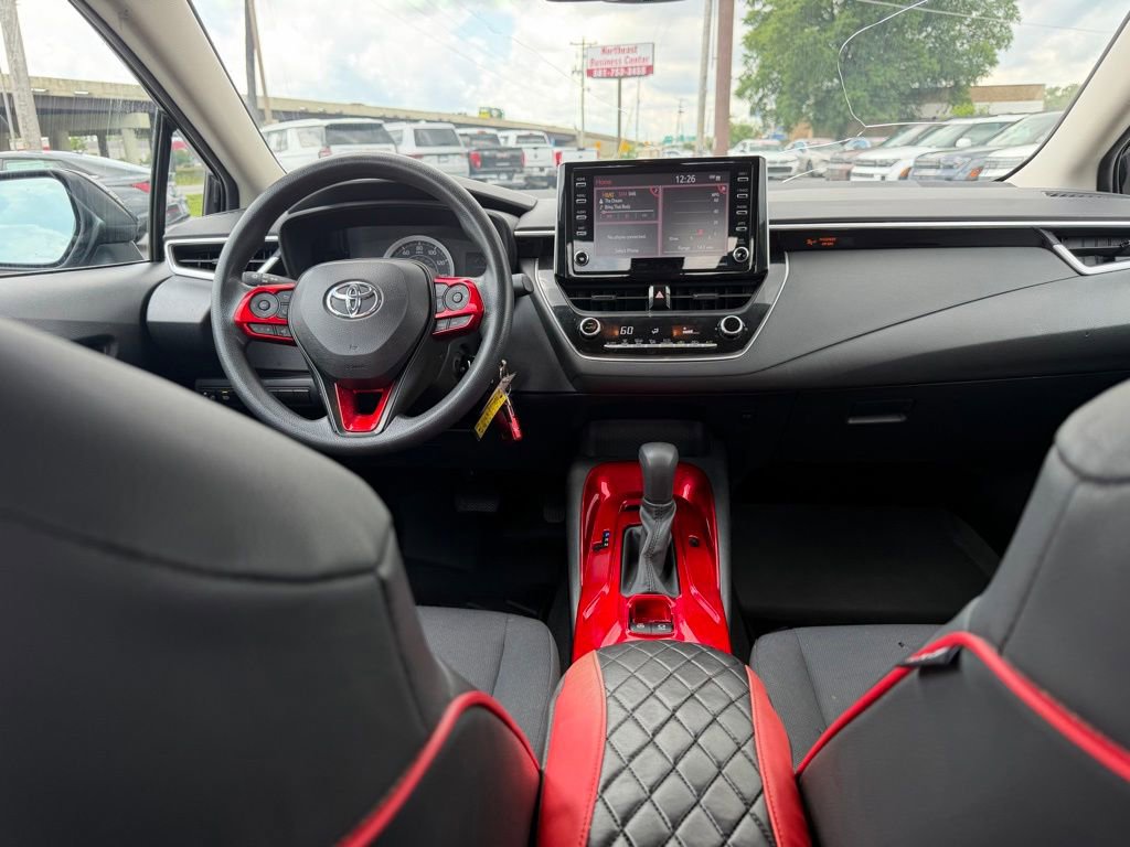 Used 2021 Toyota Corolla LE FWD image 18